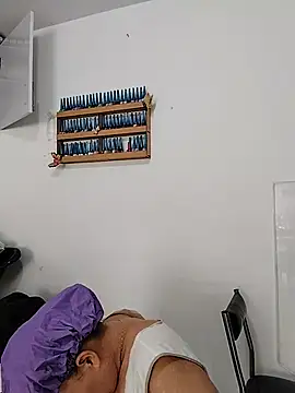 laracaliente - LaraCaliente's free webcam - UK Sex Cams