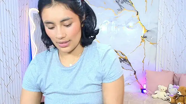 PEACHY_TAY webcam