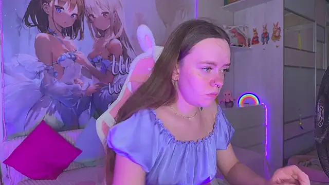 CheekySashaCharm webcam