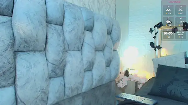 Meganisperfect69 webcam