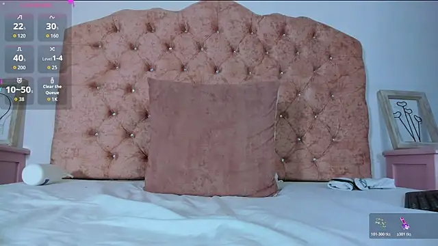PriscilaCooper_ webcam