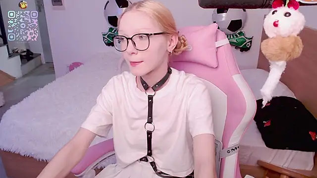 blush webcam