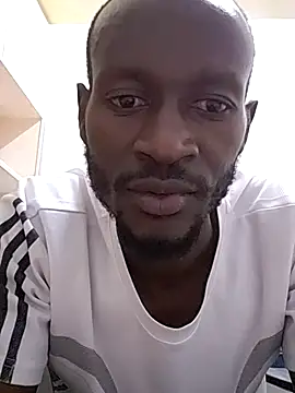 TallandBigEbony webcam