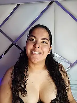 NicolleOverton webcam