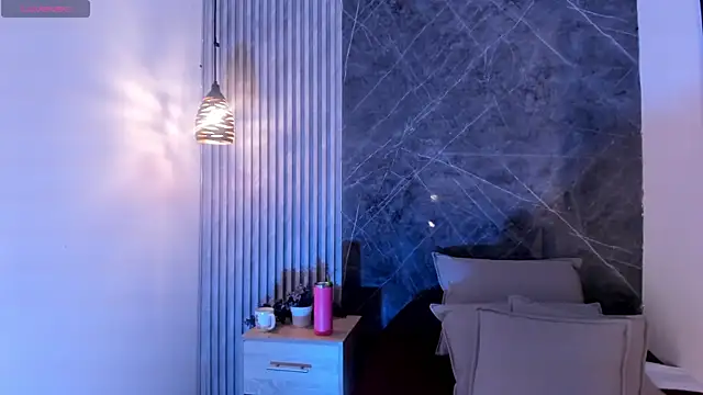 Stephi_Moon webcam