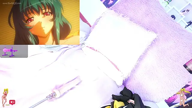 Kira-- webcam