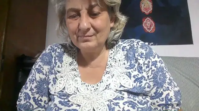 ExquisiteMature webcam