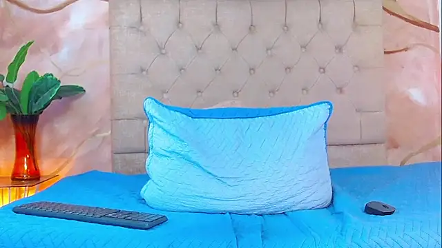 Luke_Carter webcam