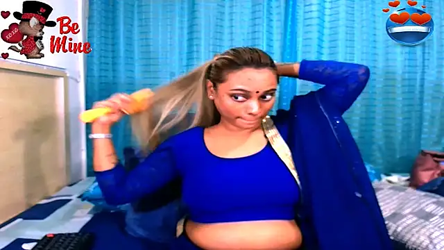 sexyindianchic webcam