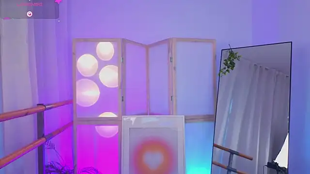 Michelle_Rain webcam