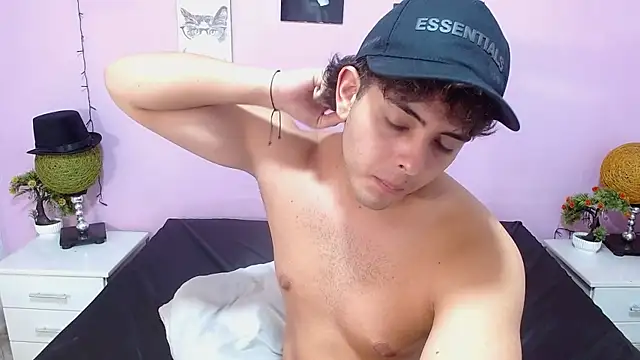 zayne_lyon webcam