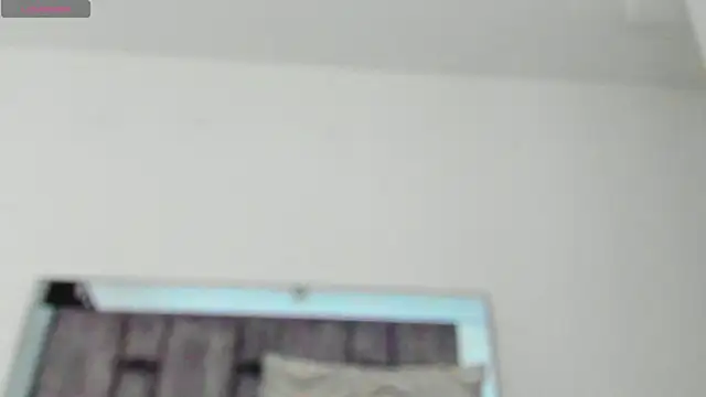 alyssia_ocean webcam