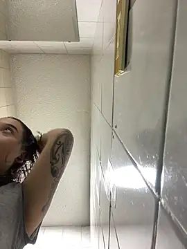 Celeste_Bauman webcam