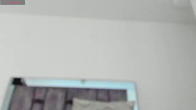 alyssia_ocean webcam