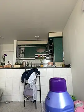 Celeste_Bauman webcam