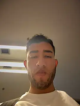 liam_bronw webcam