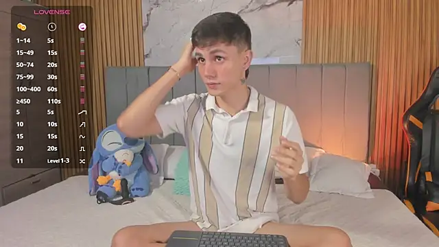 DustinLevine webcam