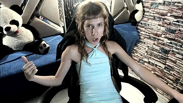 vivienne_hadi webcam