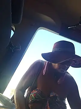 Hot-Muci webcam