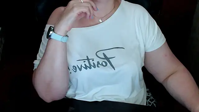 AlisaHot55 webcam
