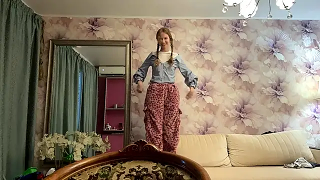 AphroditeOnOlympus live cam on StripChat
