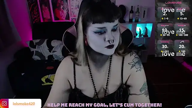 Bdsm_and_fries webcam