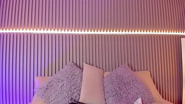 Victoria_Rosee webcam