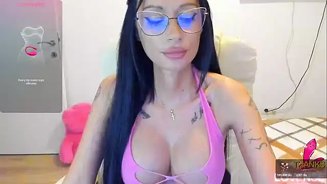 kissnicol32 webcam