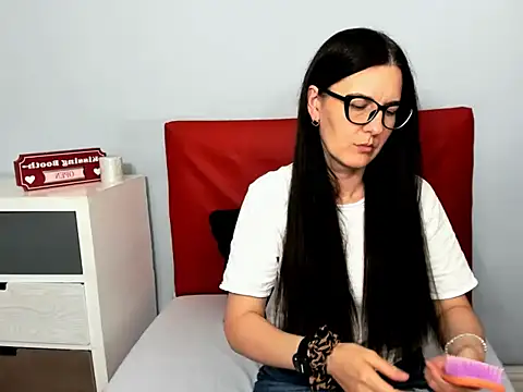 NadiaXlove webcam