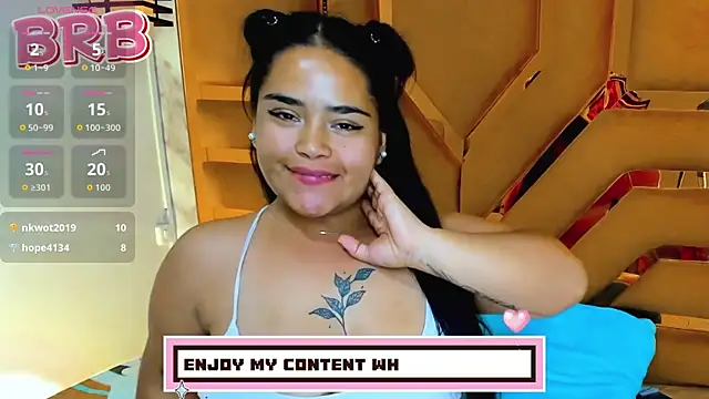 Violett_Cinnamon webcam