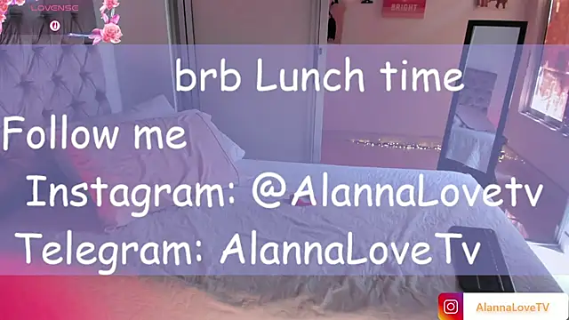 Alanna_Love__ webcam