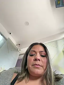 isabella_horney_ webcam
