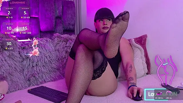 Ava_Cristi webcam