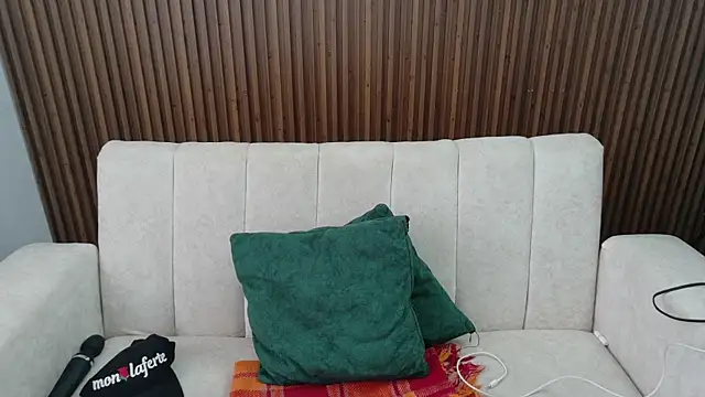 feelena_mysoull webcam
