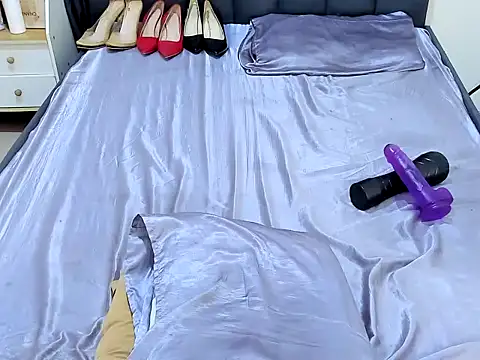 Sabrina_Bri24 webcam