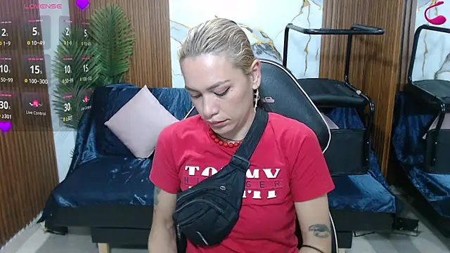 alonddra_tay webcam