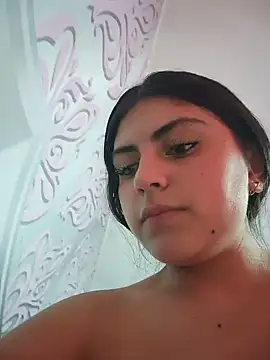 MishRaven webcam