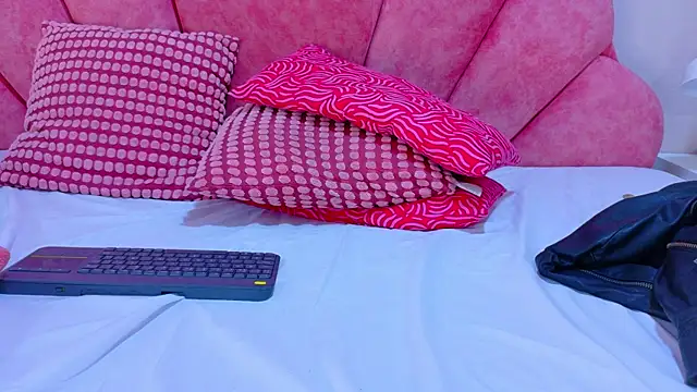 MyApril__ webcam