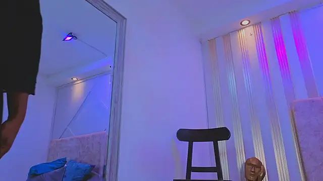 amara_queen_ webcam
