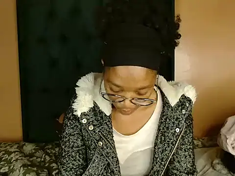 SweetCandiee webcam