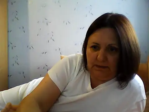 LockyCharm111 webcam