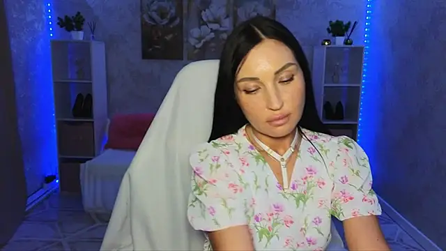 NikoleMills webcam