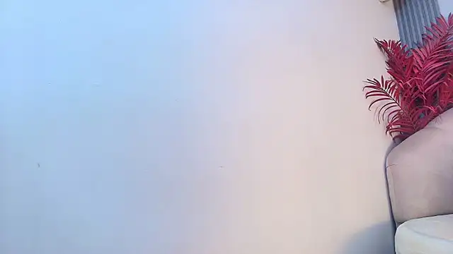 RenataBloom webcam