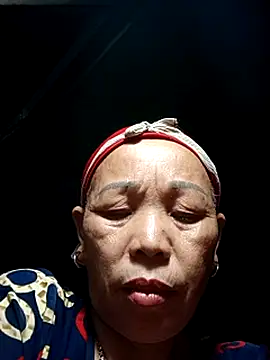 lylai18 webcam