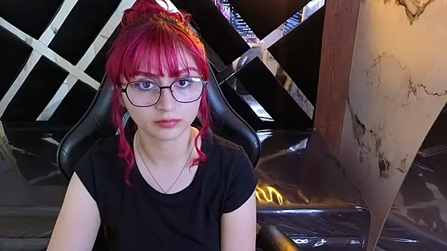 Queen_Red_v webcam