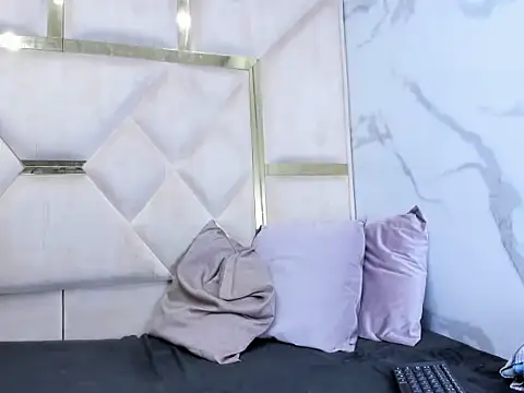 KendallBratzSS webcam