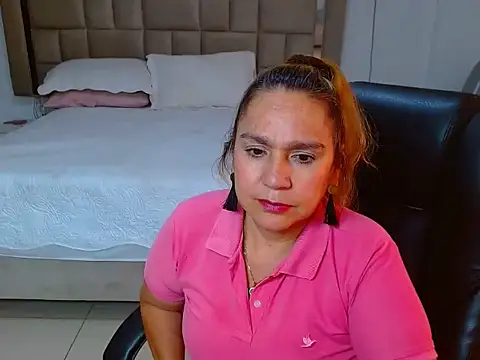 Pamelaxxox webcam