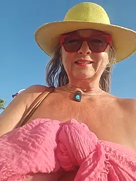 Hot-Muci webcam