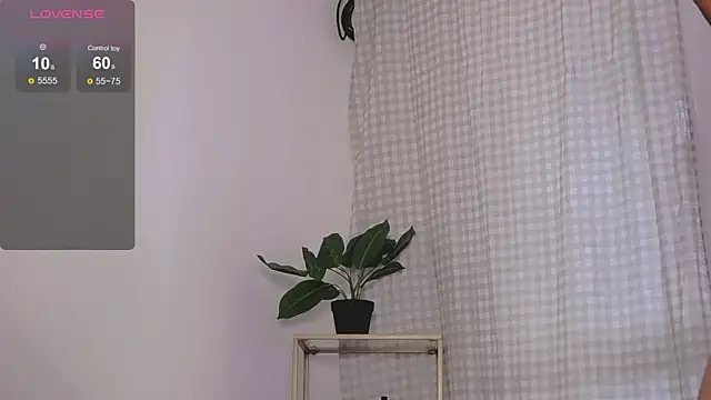 SarahRaynex webcam