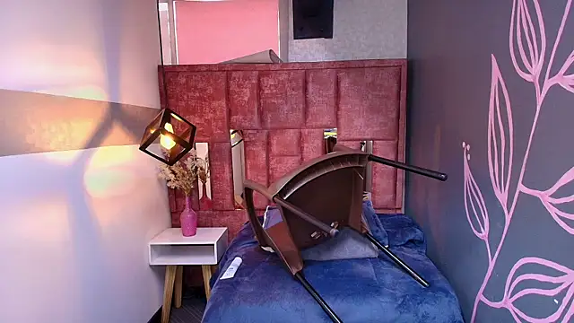 ZaraNolimits_ webcam